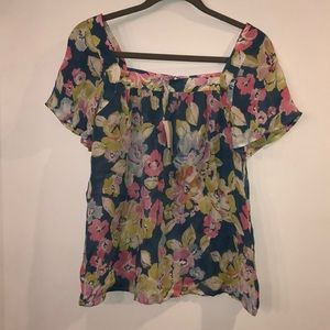 Joie short-sleeved flowered blouse, never worn
